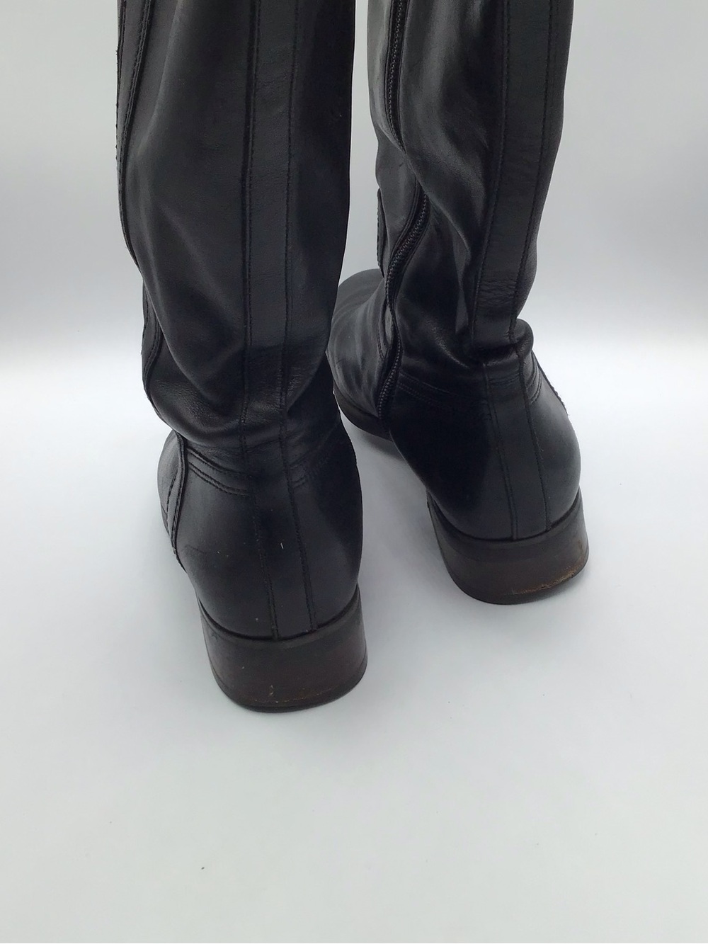 Coach Easton Black Leather Knee High Boots Womens Size 7.5 B Buckle Detail - Picture 6 of 10